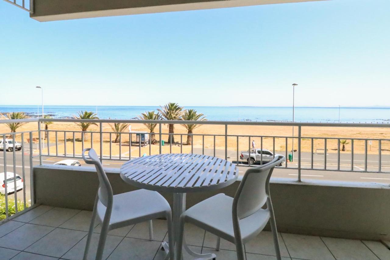 Mouille Point Apartments Cape Town Exterior photo