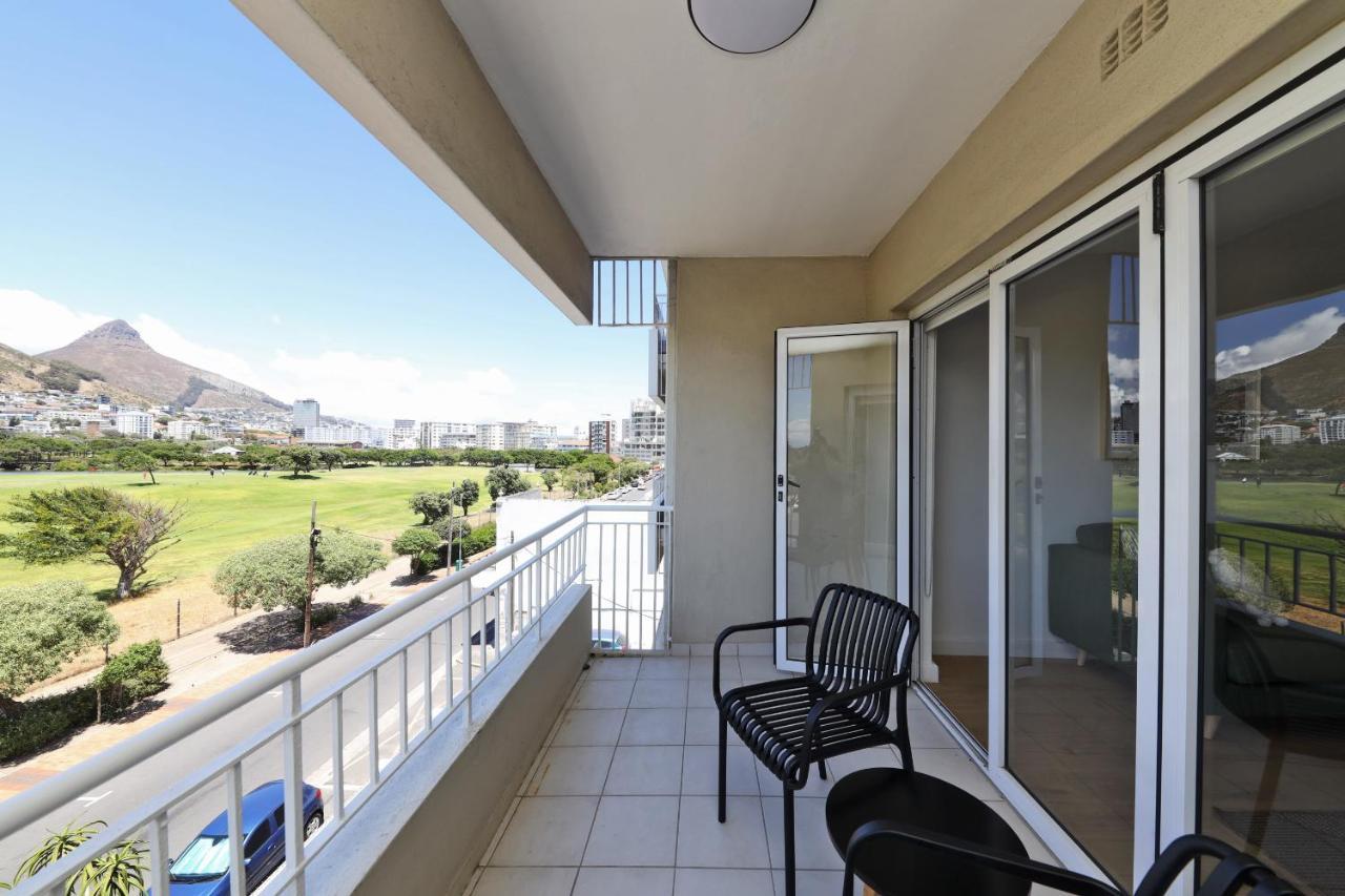 Mouille Point Apartments Cape Town Exterior photo