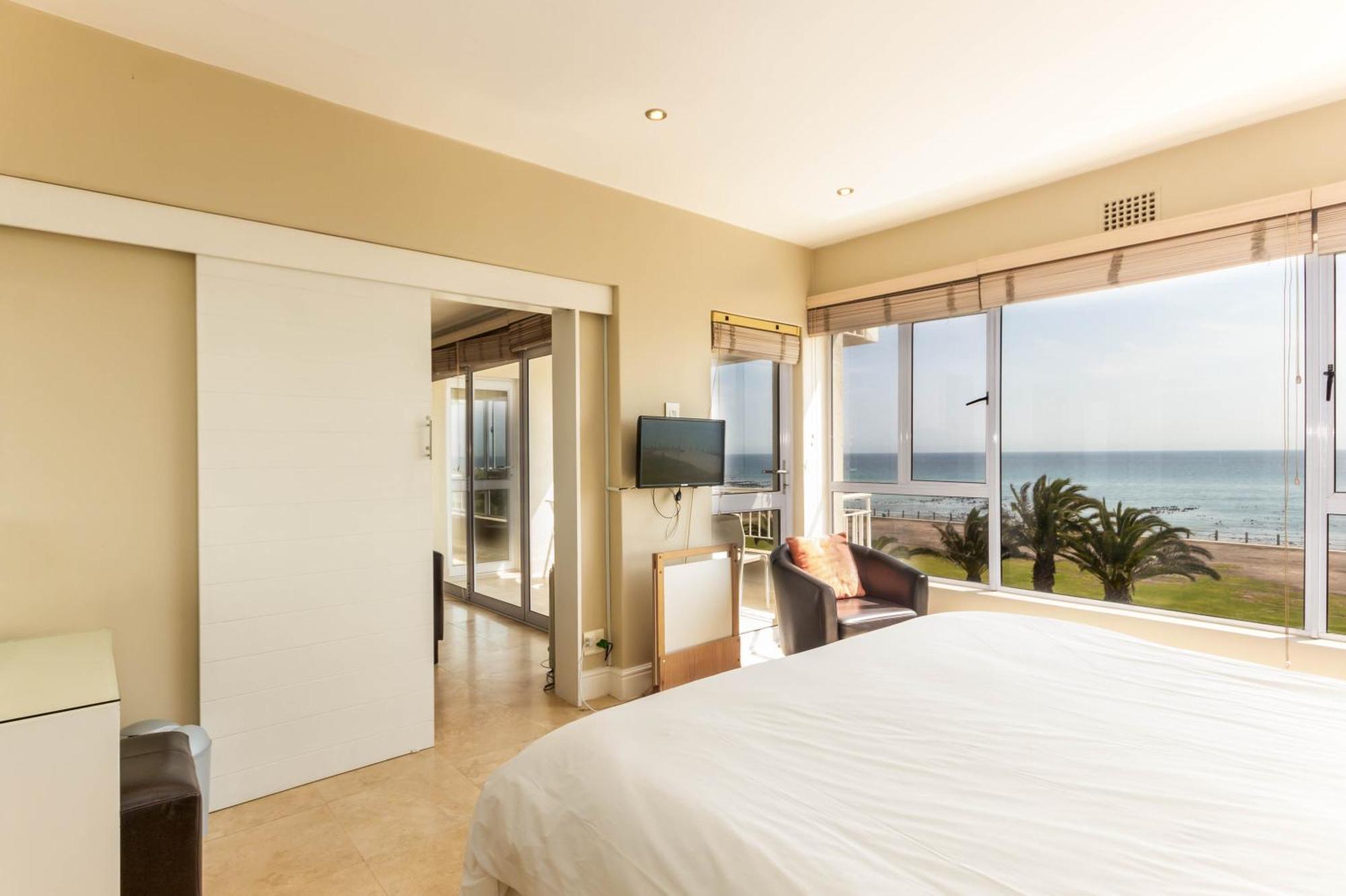 Mouille Point Apartments Cape Town Room photo