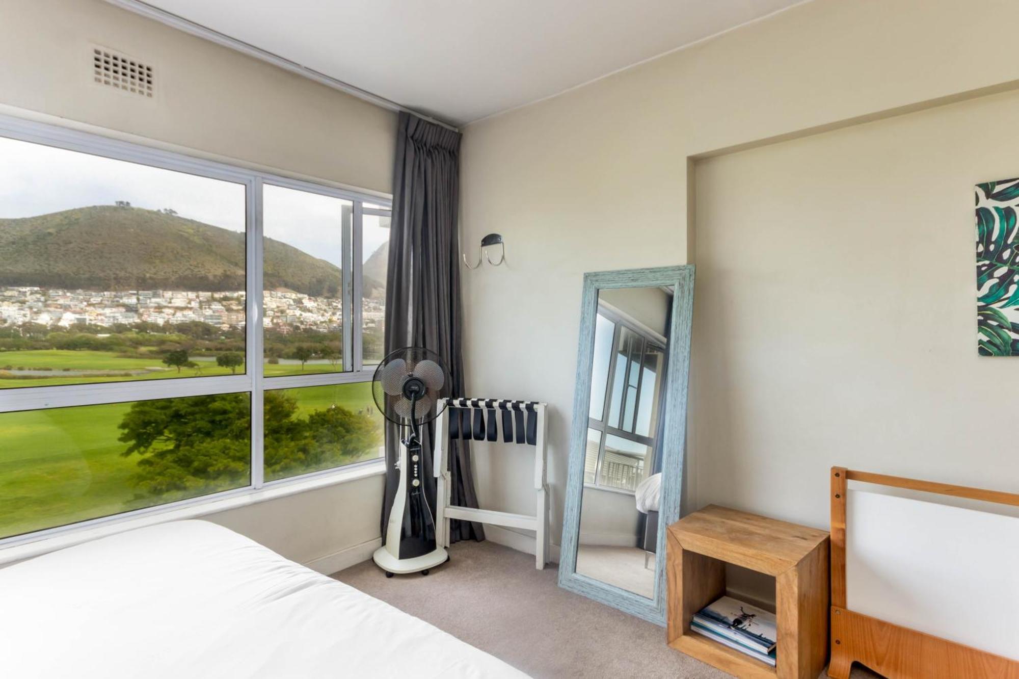 Mouille Point Apartments Cape Town Room photo