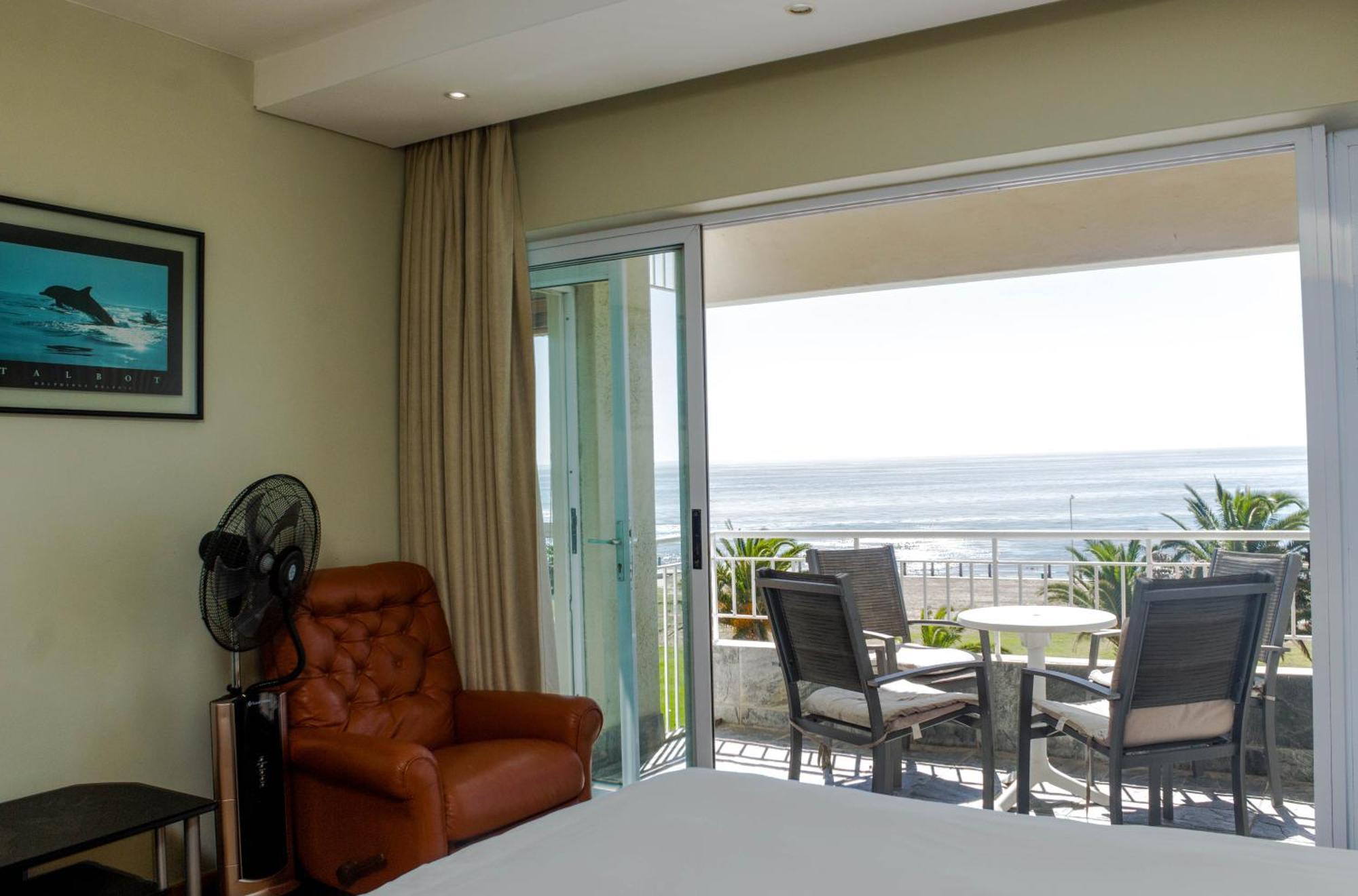 Mouille Point Apartments Cape Town Room photo